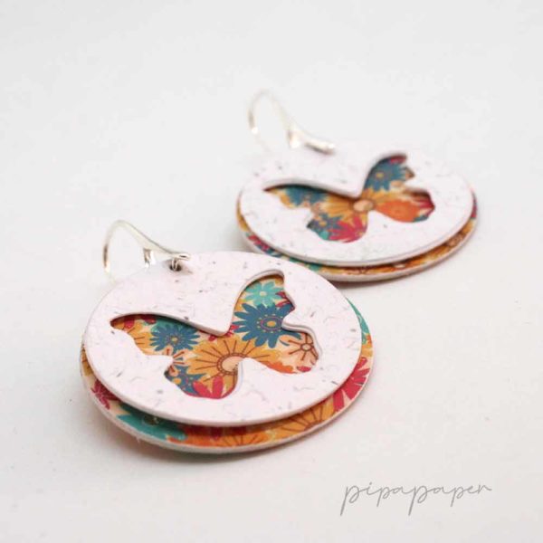 pendientes papel y plata gatos mariposa