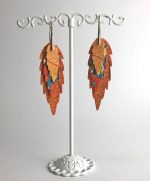 pendiente hoja triple papel