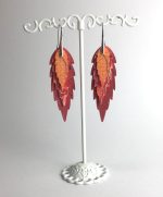 pendiente hoja triple papel