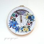 reloj de pared realizado en papel reciclado a mano