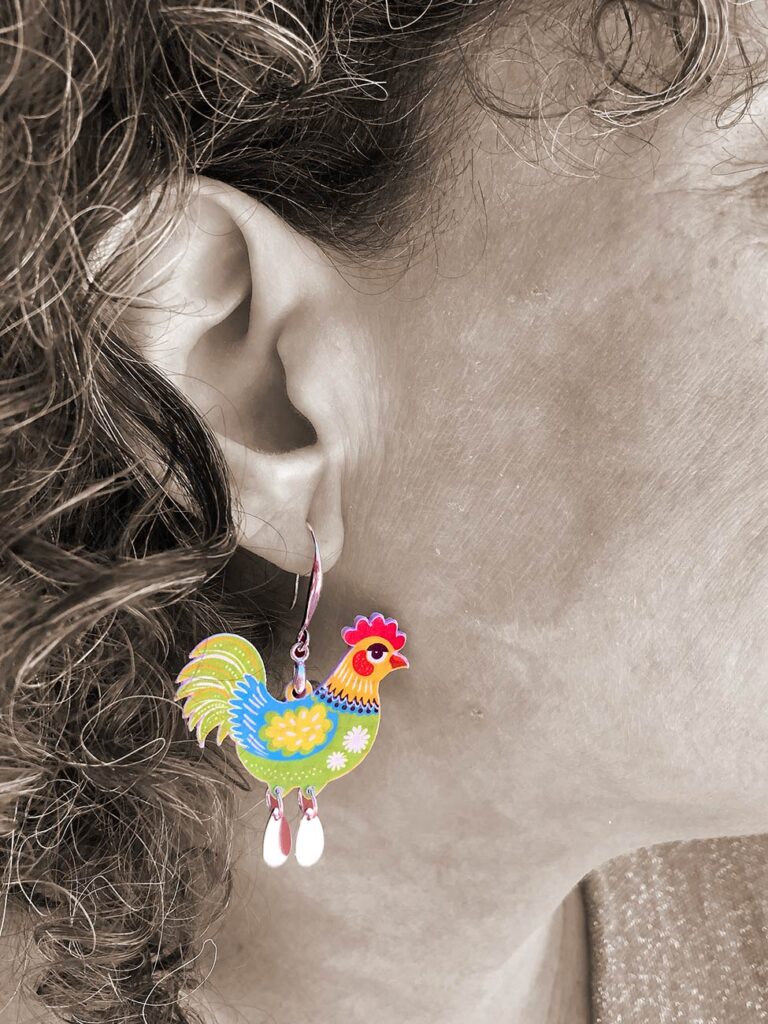 pendientes gallina divertidos y coloridos