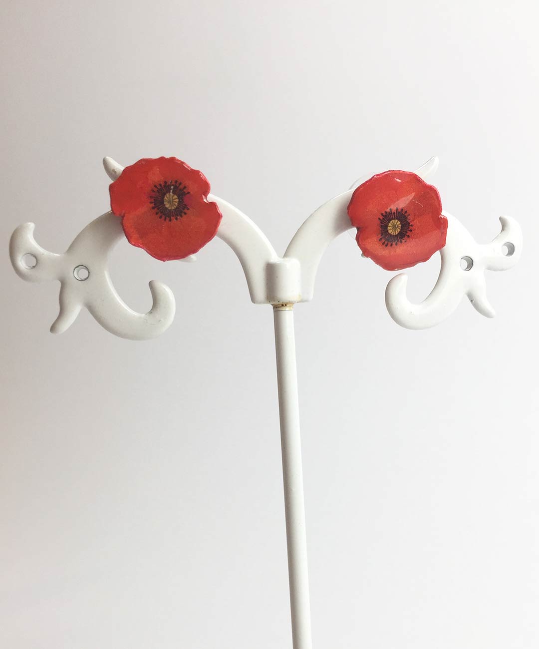 4 pendientes de amapola hechos con papel