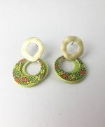 pendientes de elegantes y divertidos de papel reciclado y acero hechos con papel