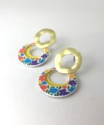 pendientes de elegantes y divertidos de papel reciclado y acero hechos con papel