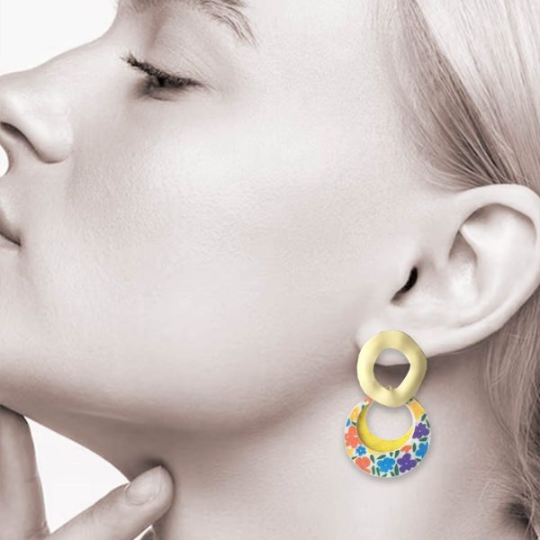 pendientes de elegantes y divertidos de papel reciclado y acero hechos con papel