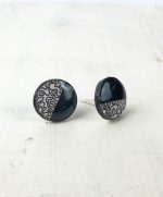 pendientes mini de papel y resina. Pendientes de botón