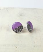 pendientes mini de papel y resina. Pendientes de botón