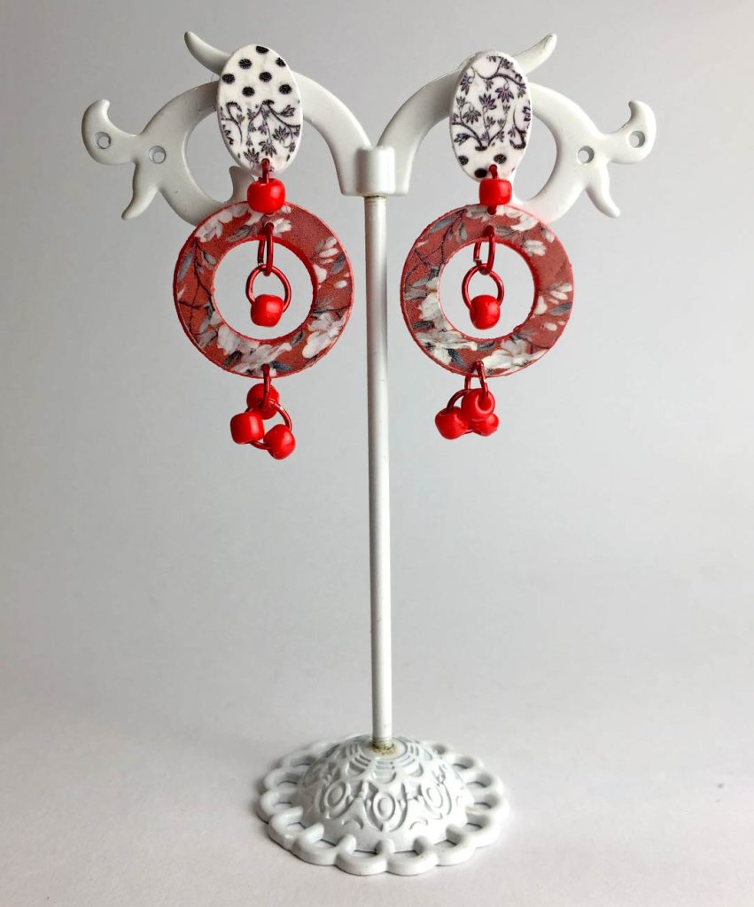 pendientes-diseño-originales-divertidos-coloridos-papel