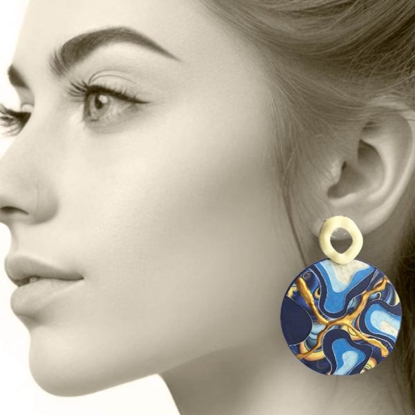 Pendientes plasma con papel reciclado y pintados a mano