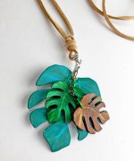 colgante medallon hoja de monstera papel reciclado