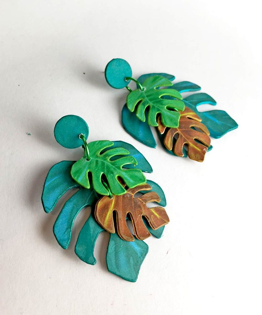 pendientes hoja de monstera papel reciclado